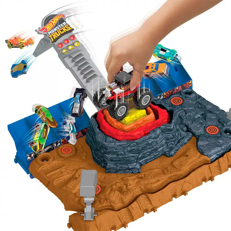 Mattel Hot Wheels Hnb96 Monster Trucks Accidente Definitivo