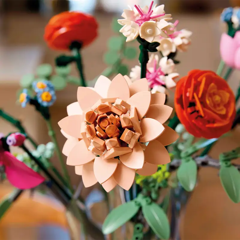 Lego Icons 10342 Ramo De Flores Rosas
